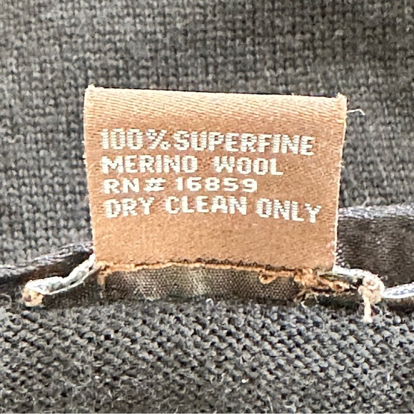 J. McLaughlin Black Merino Wool Cardigan Sweater Gold Studded Collar Size Medium - Picture 8 of 8